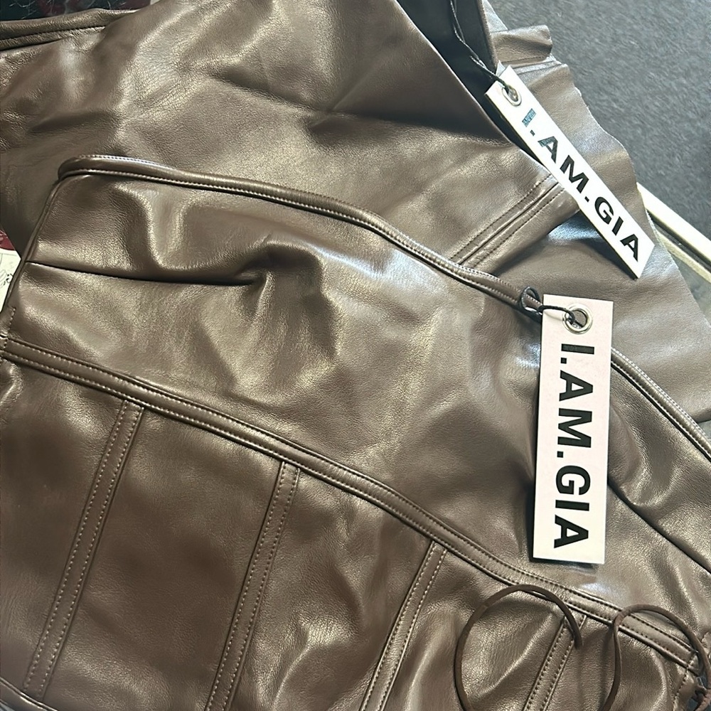 I.AM.GIA SET - Picture 3 of 4